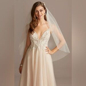 David’s Bridal Gathered Tulle Fingertip Veil with Allover Glitter ivory